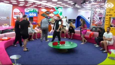 Çfarë ka ndodhur me Kristin? Banorët aludojnë: Mos është…