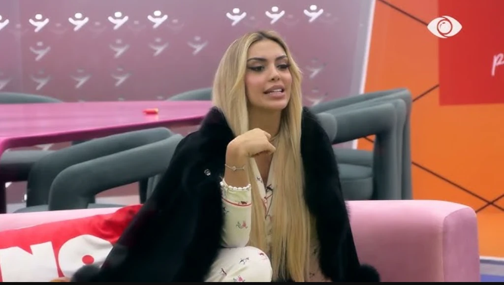 Artani për Brikenën: “B*shtra, desh të më provokonte”/ Reagojnë menjëherë familjarët e saj (Video)