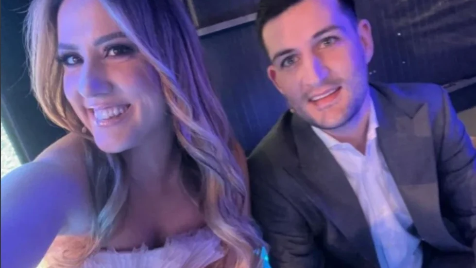 Arbër Hajdari “thumbon” Arbana Osmanin, shpreh hapur simpatinë për Ledion Liçon