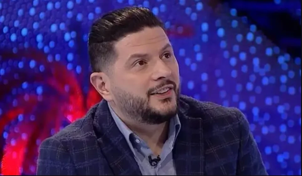 U konfirmua si opinionist i Ferma VIP, reagon Ermal Mamaqi”Ju premtoj, do kapem prej flokësh me Einxhelin”
