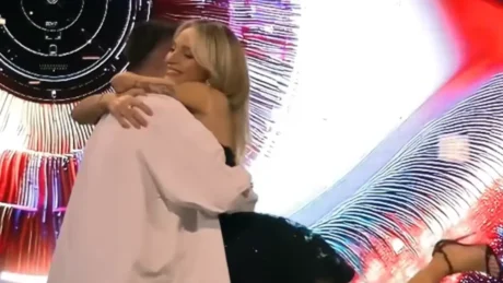 “Nuk do të bjerë poshtë”, vëllai me reagim për Selin pas daljes së Gimbos