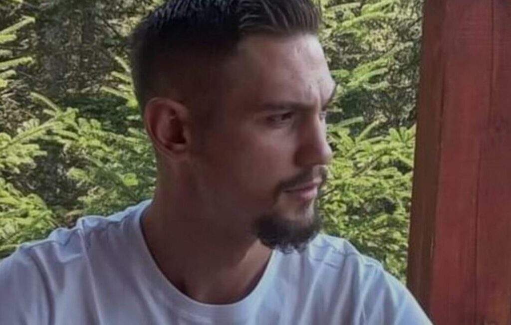 Dalin fotot, kush është i riu që v*ru 3 shqiptarë në vendin fqinjë