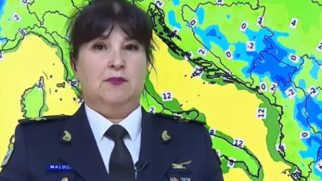 Sinoptikania paralajmëron: Bëhuni gati, Shqipëria do ‘goditet’ nga reshje shiu dhe rrebeshe