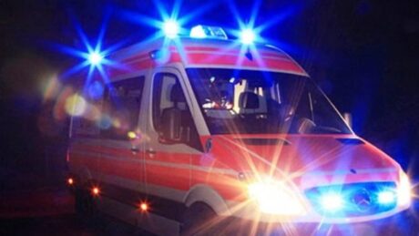 TRAGJIKE/ U përplas nga një automjet, ndërron jetë në spital kembesori