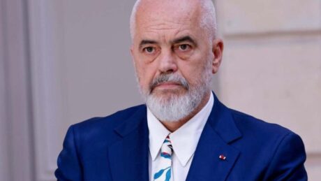“Humbja e dy fëmijëve, tragjedi e pangushullueshme”- Rama reagon për aksidentin e rëndë në Durrës