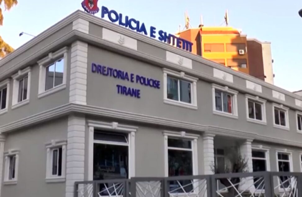 PAMJE TE RENDA! Gazetari i njohur shqiptar dh*nohet nga tre persona (Video)