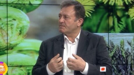 Kujdes mos i neglizhoni këto simptoma! 5 shenjat që tregojnë probleme me tëmthin / Ylli Merja tregon ‘sekretin’ natyral për gurët në tëmth