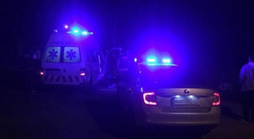 Zbardhen detaje nga rasti tragjik ku humbёn jetёn babë e bir: Ishin duke pastruar makinën, ranë nё kontakt me rrymën elektrike