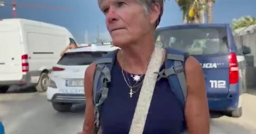 “Njerëzit e gj*kosur bërtisnin!” pasagjerja që i shpëtoi aksidentit rrëfen momentet e TMERRIT: Shoferi lëvizte në mënyrë të…