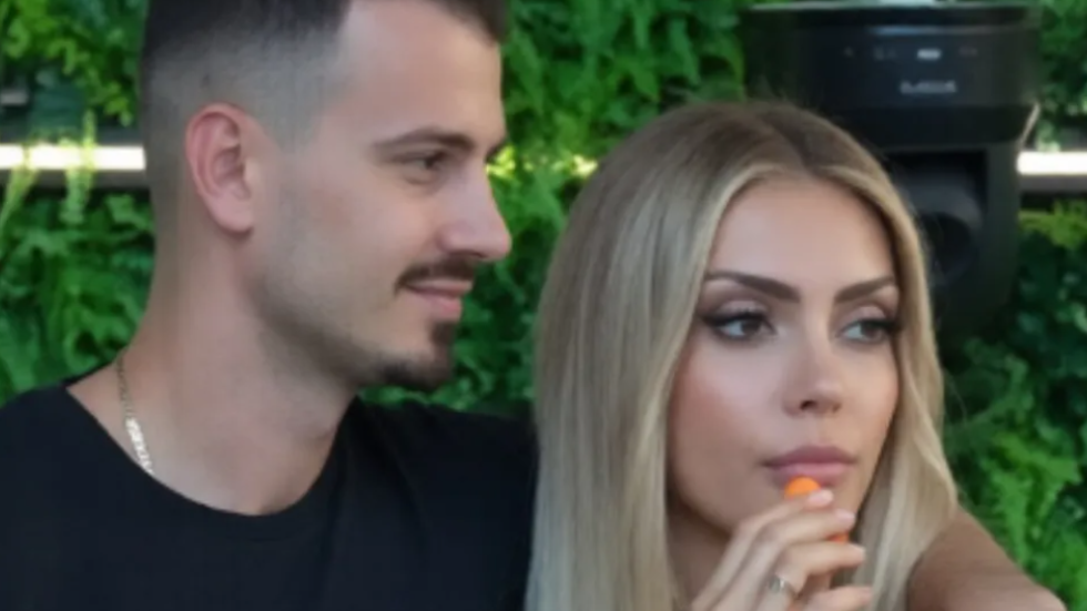 Ndodh e papritura live në emision mes Mateos dhe Brikenës!