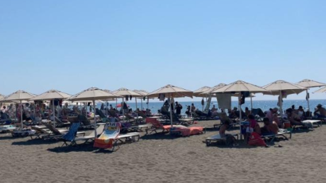 E bija 11 vjecare ju mb*t në plazhin e Tales, flet babai i shkatërruar: Mu lut shumë që të shkonte në plazh me tezen…