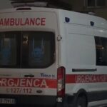 E RËNDË/ U rrëzua në ballkonin e banesës, humb jetën burri