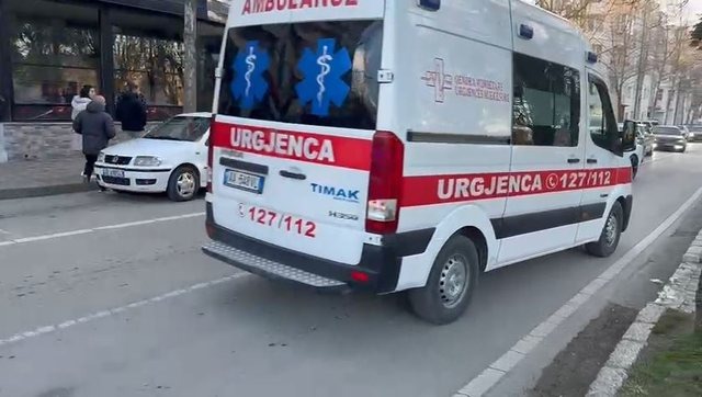 Ngjarje tragjike, bie nga kati i tretë i një ndërtese, humb jetën 46-vjeçarja