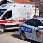 E FUNDIT! Po kalonte tek vijat e bardha, makina e Policisë Bashkiake përplas 13-vjeçarin