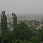 STUHIA GODET SHQIPËRIN/ Rrëshqitje dherash në Kukës edhe në Tropojë, vështirësohet qarkullimi